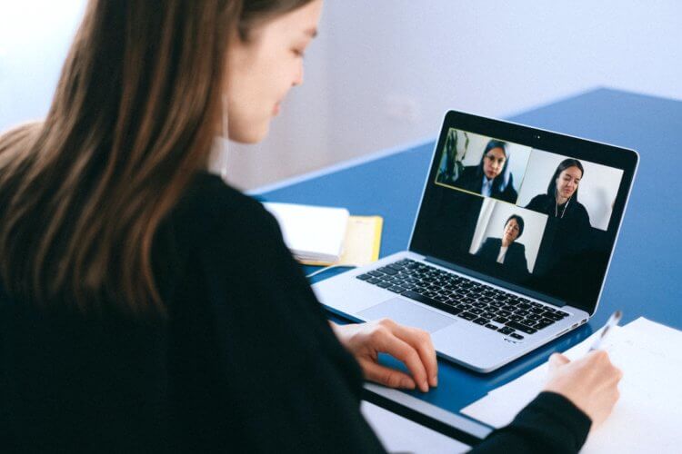 A multi-state lawyer working remotely